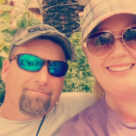 Meet your Posher, Renee - Picture 3 of 3